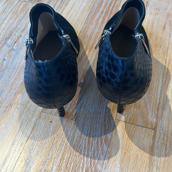 Michael kors booties suede and snake low ankle heel black booties - Picture 11 of 11